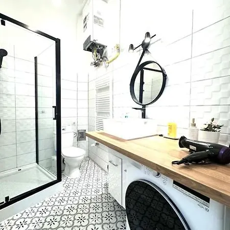 F1 Ultra Danube Flat *