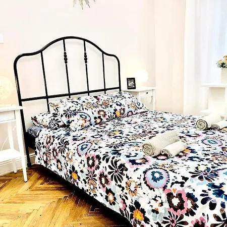 F1 Ultra Danube Flat *