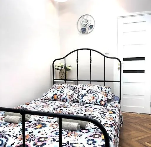 Appartement F1 Ultra Danube Flat