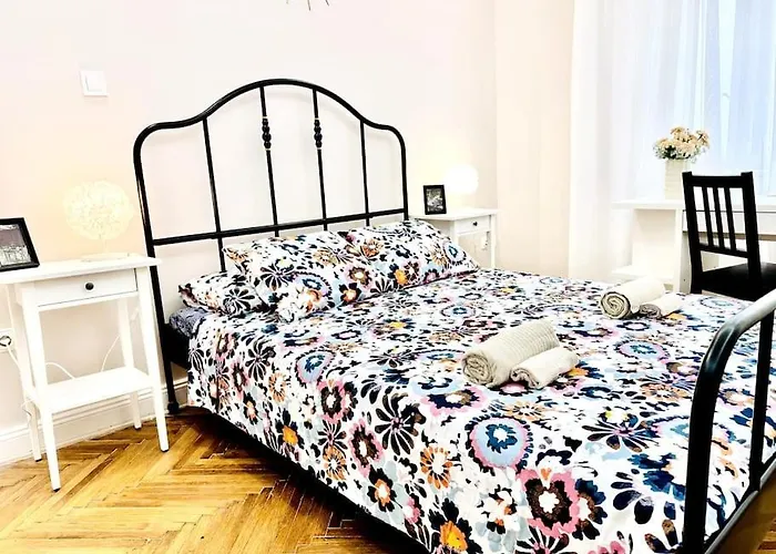 F1 Ultra Danube Flat *